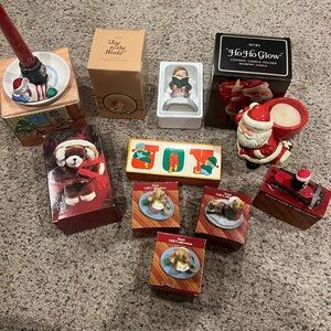 AVON Christmas Decor Collection
9 items in all